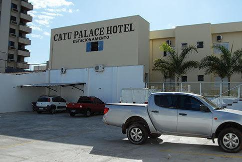 Catu Palace Hotel Rondonópolis Exteriör bild